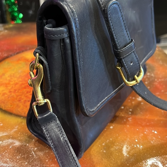 Vintage COACH Court Navy Blue Leather Multi purpose Bag - Picture 3 of 13